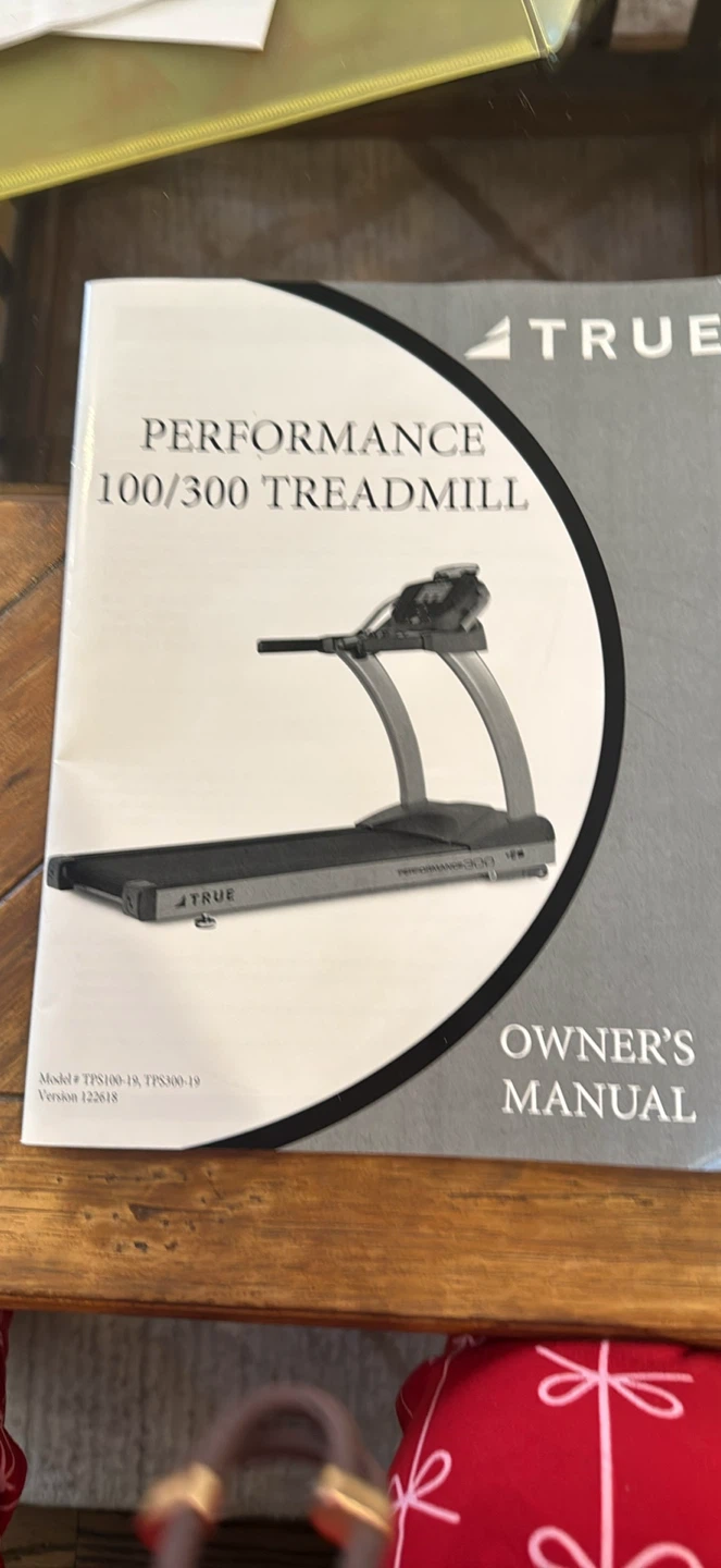 TRUE Performance 300 Treadmill - photo 5
