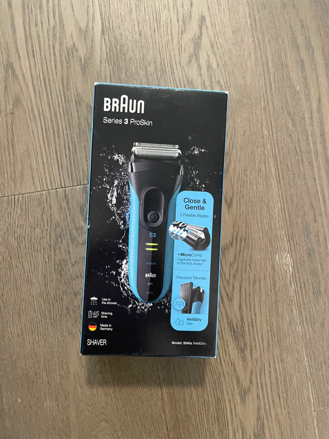 Braun Series 3 ProSkin Men's Electric Shaver - photo 2