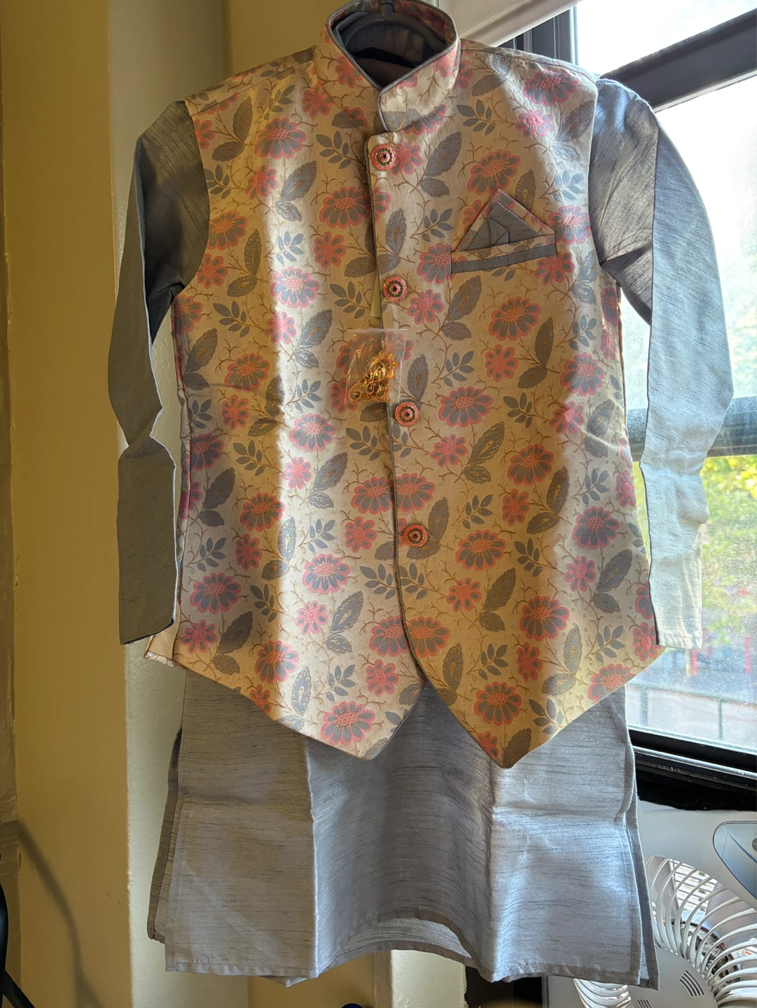Boys Nehru Jacket and Kurta Set - photo 3