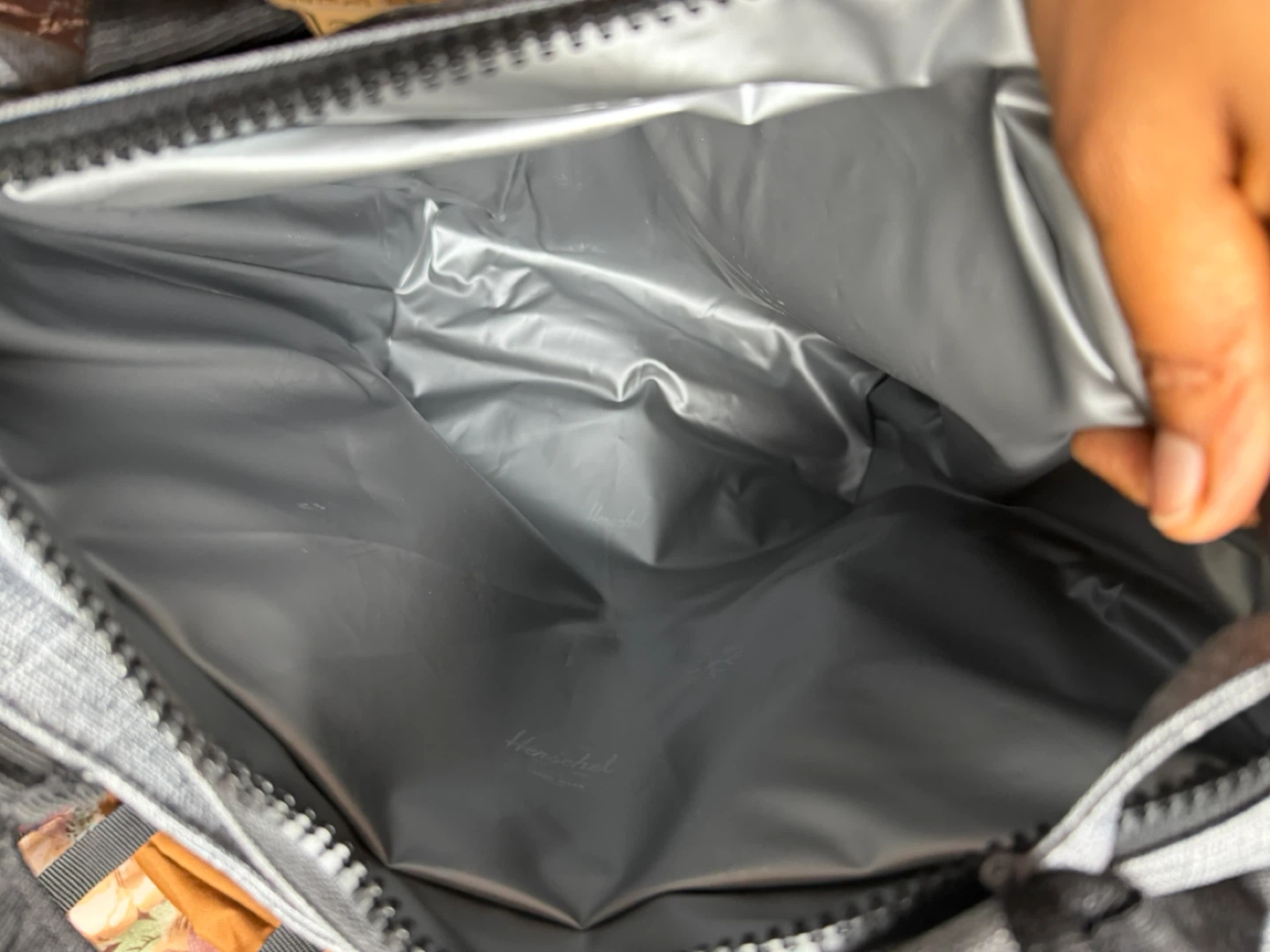 Herschel Insulated Tote Bag - photo 4