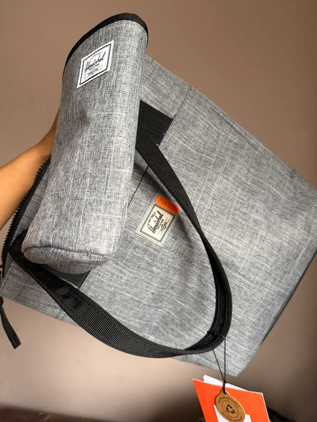 Herschel Insulated Tote Bag - photo 3