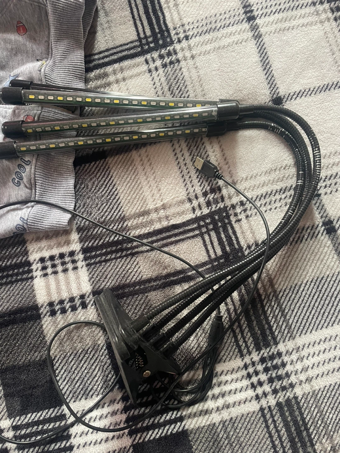 Clip-on LED Multi -coloured Light