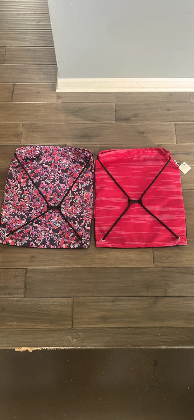 Set of 2 Drawstring Backpacks - photo 2
