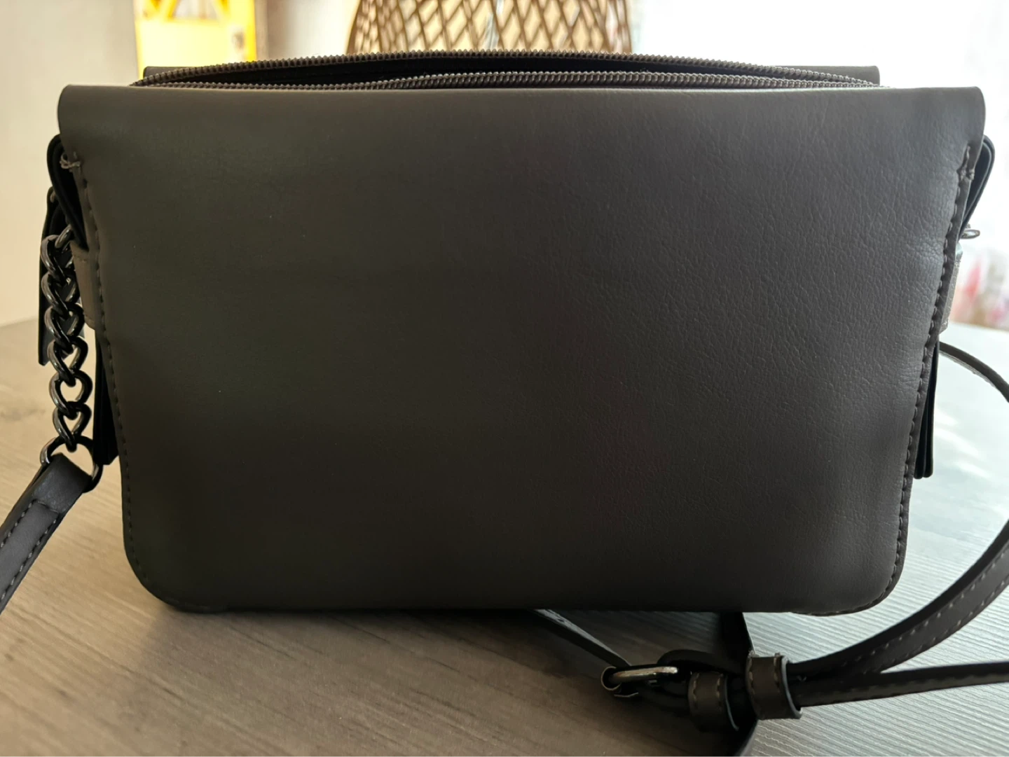 Simply Vera Vera Wang Crossbody Bag - photo 2