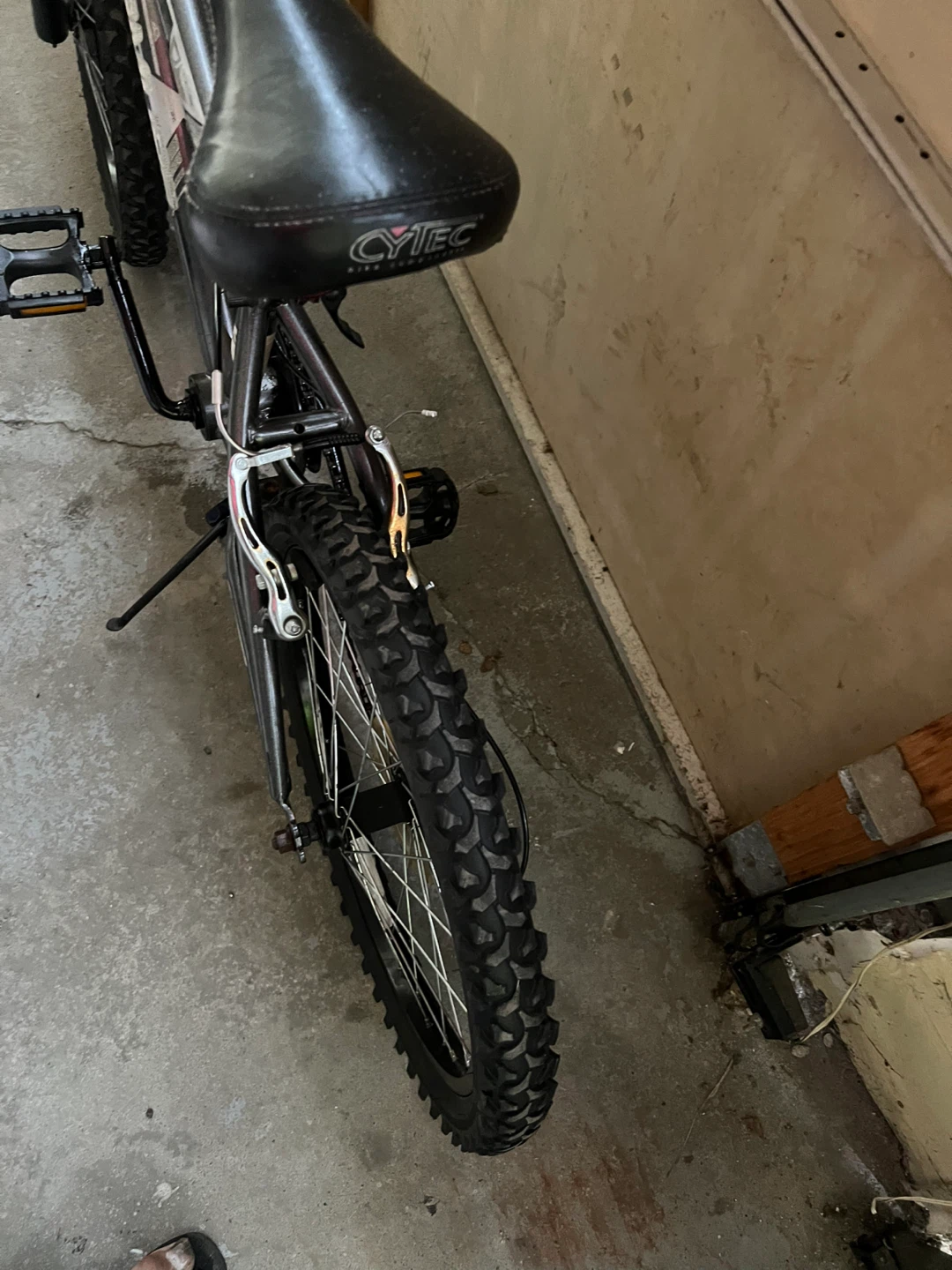 Mongoose 20" Mountain Bike - photo 4
