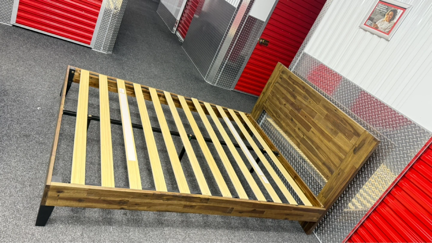 Zinus Wood Bed Frame - photo 3