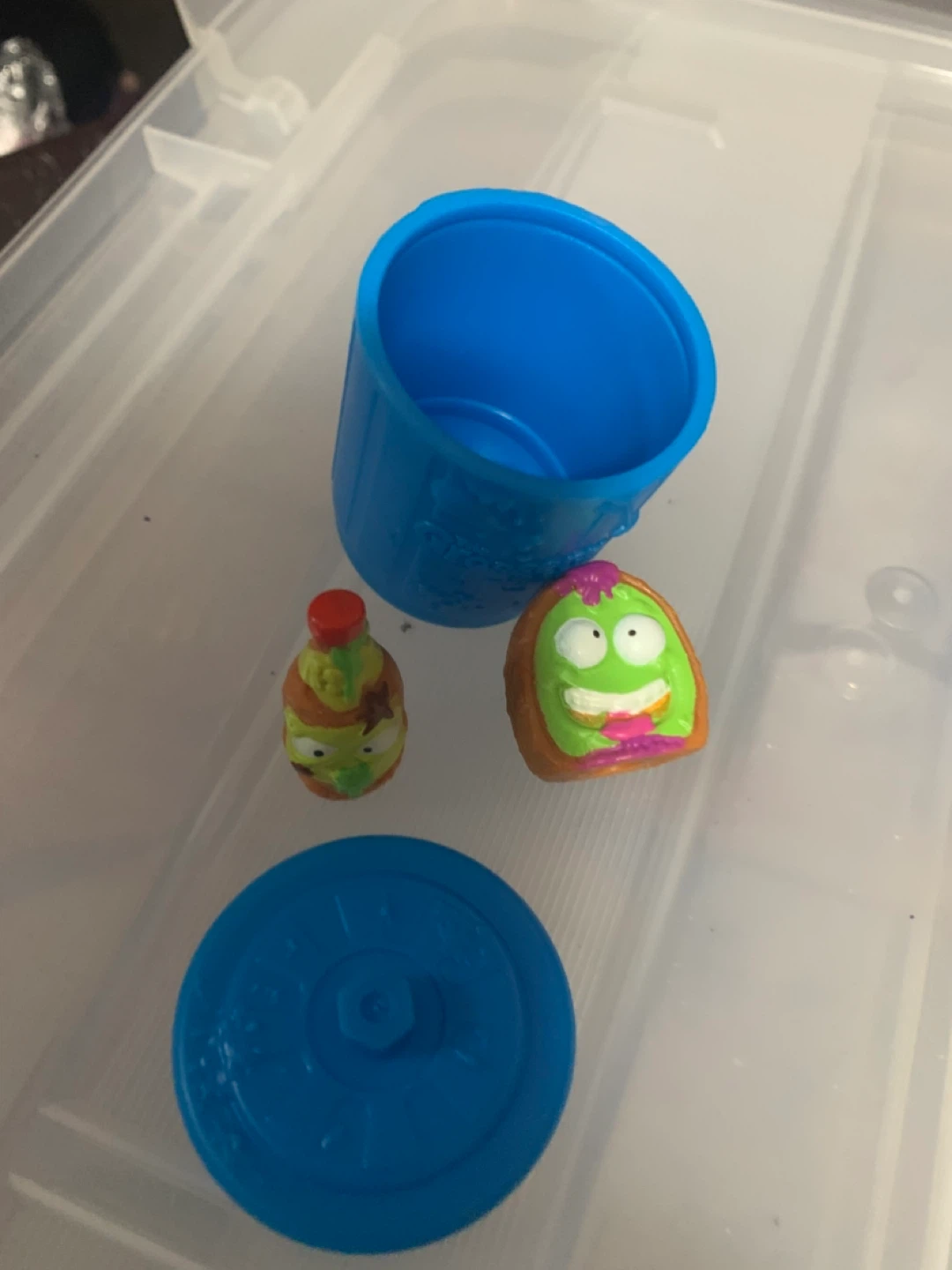 $5 each set