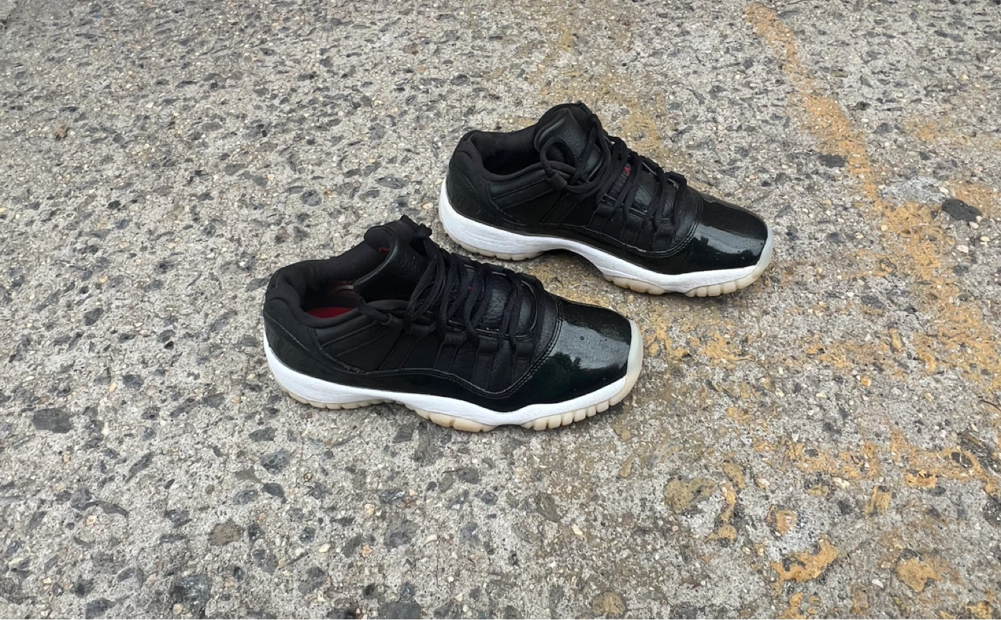 Air Jordan 11 Retro "Blackout" - photo 2