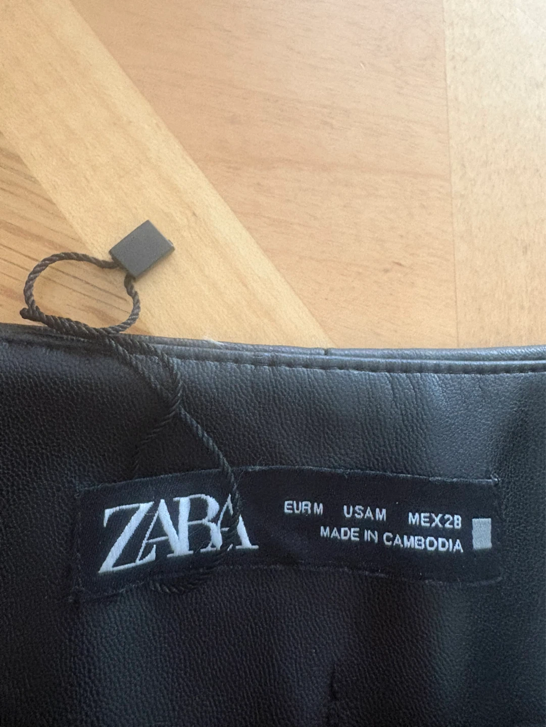 Zara Black Faux Leather Skort - Size M - photo 5