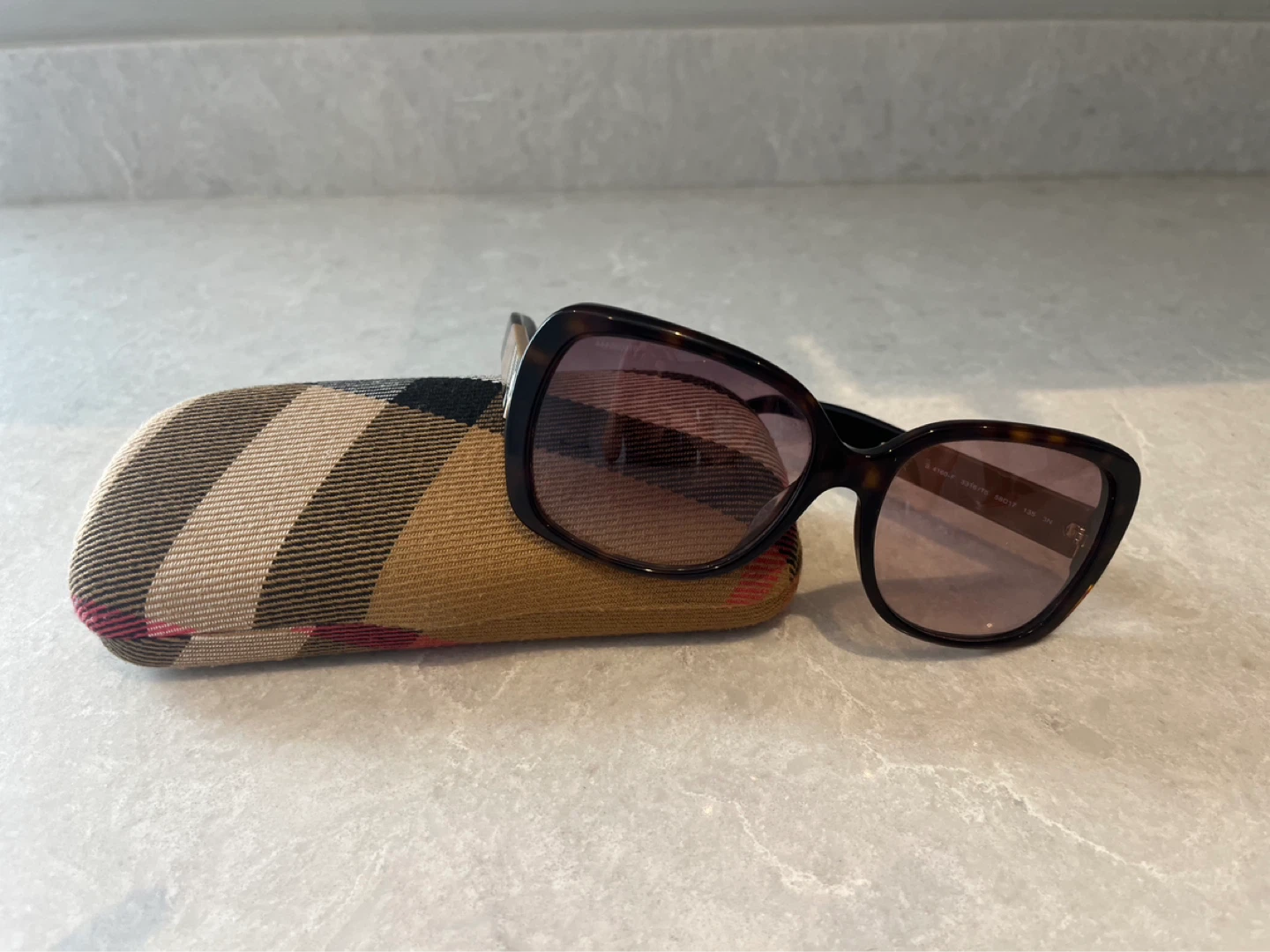 Burberry Women's Sunglasses with Case