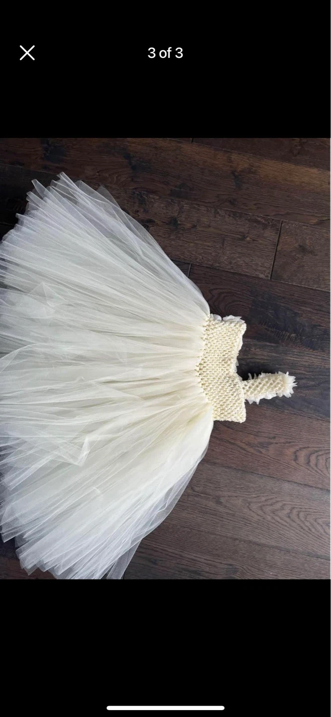 Ivory Tulle Baby Dress with Floral Embellishments - photo 3