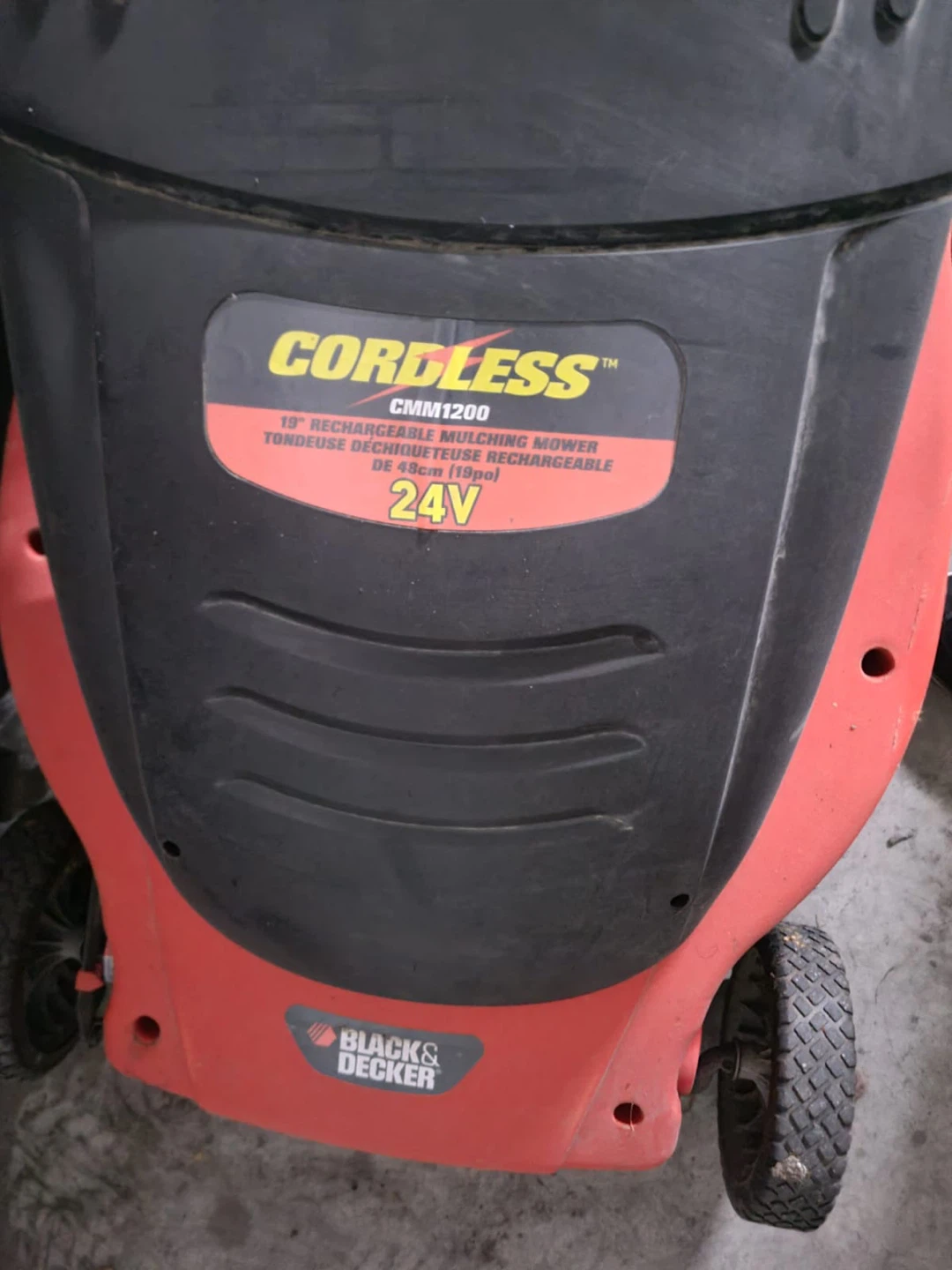 Black & Decker CMM1200 Cordless Mulching Mower - photo 5