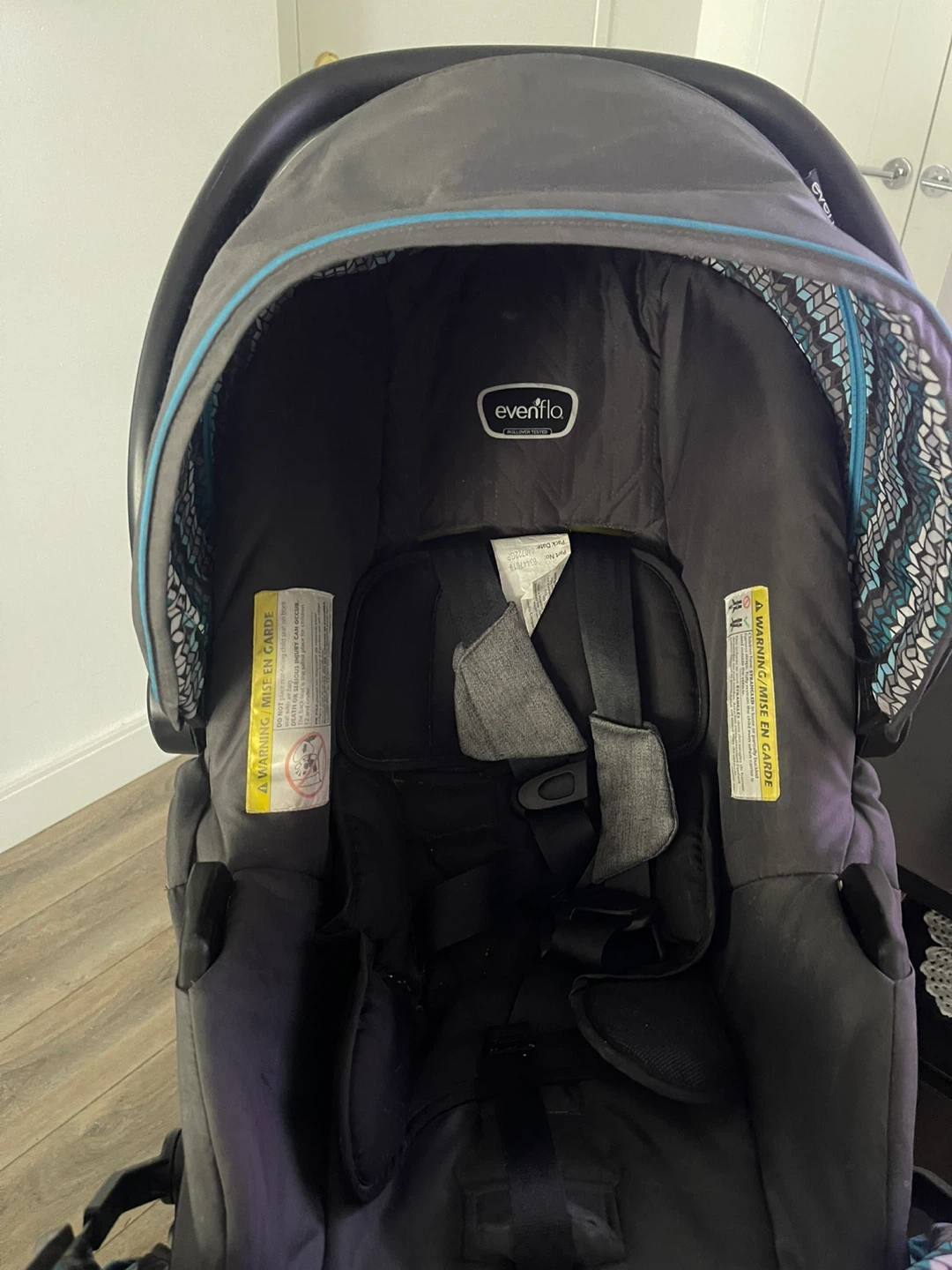Evenflo Stroller and Car Seat Combo - photo 4