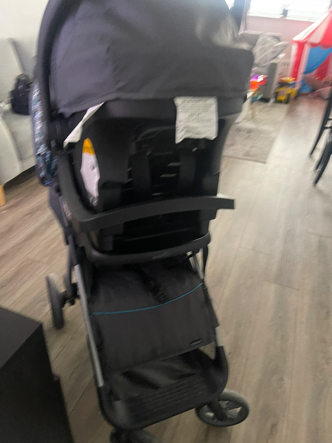 Evenflo Stroller and Car Seat Combo - photo 5
