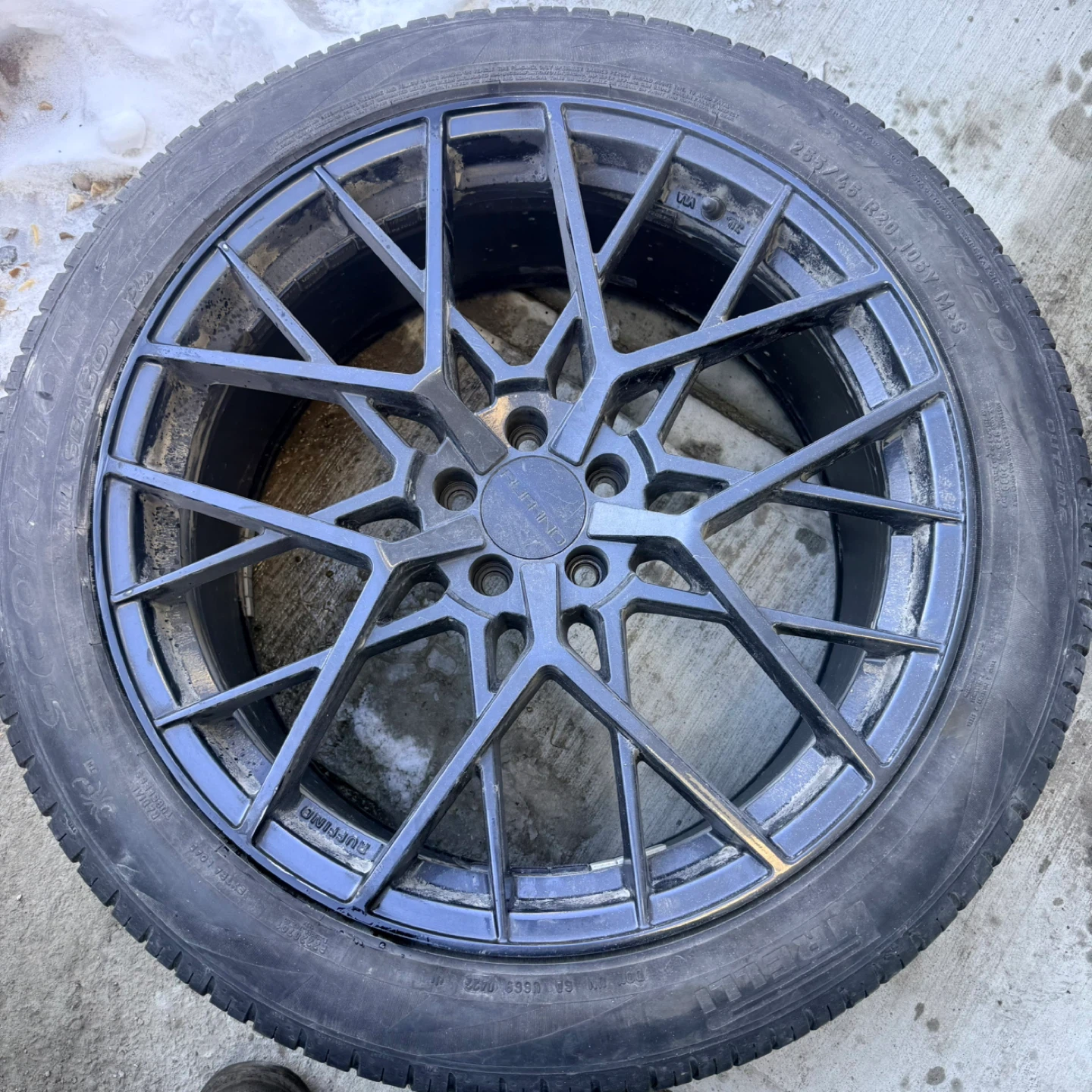 255/45 R20 Tires and Rims - photo 2