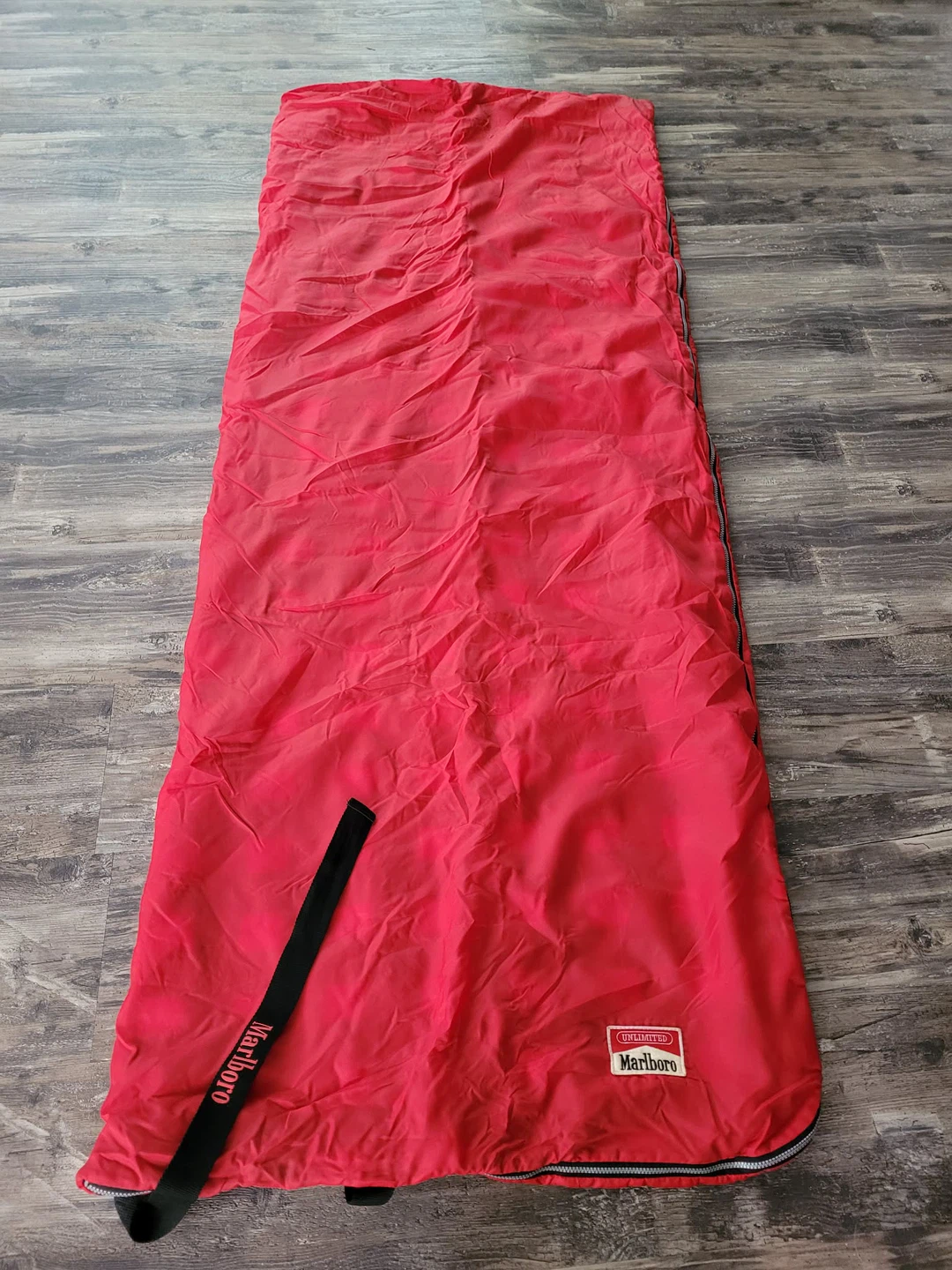 Marlboro Unlimited Sleeping Bag - photo 3