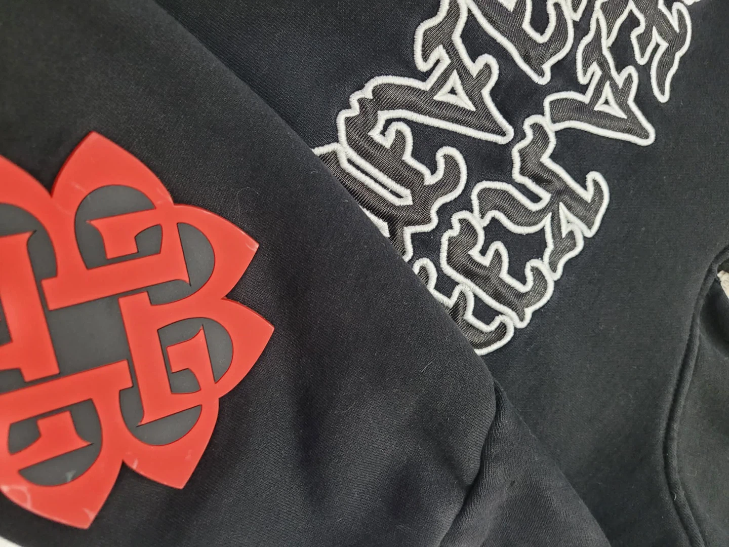 Breaking Benjamin band concert Black Hoodie size Medium - photo 4