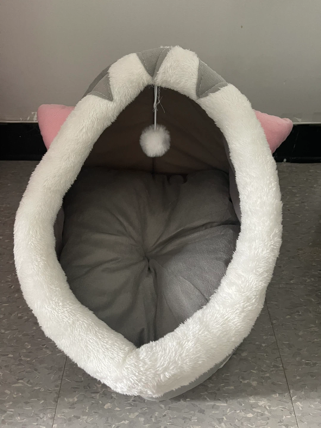 Plush Cat Bed