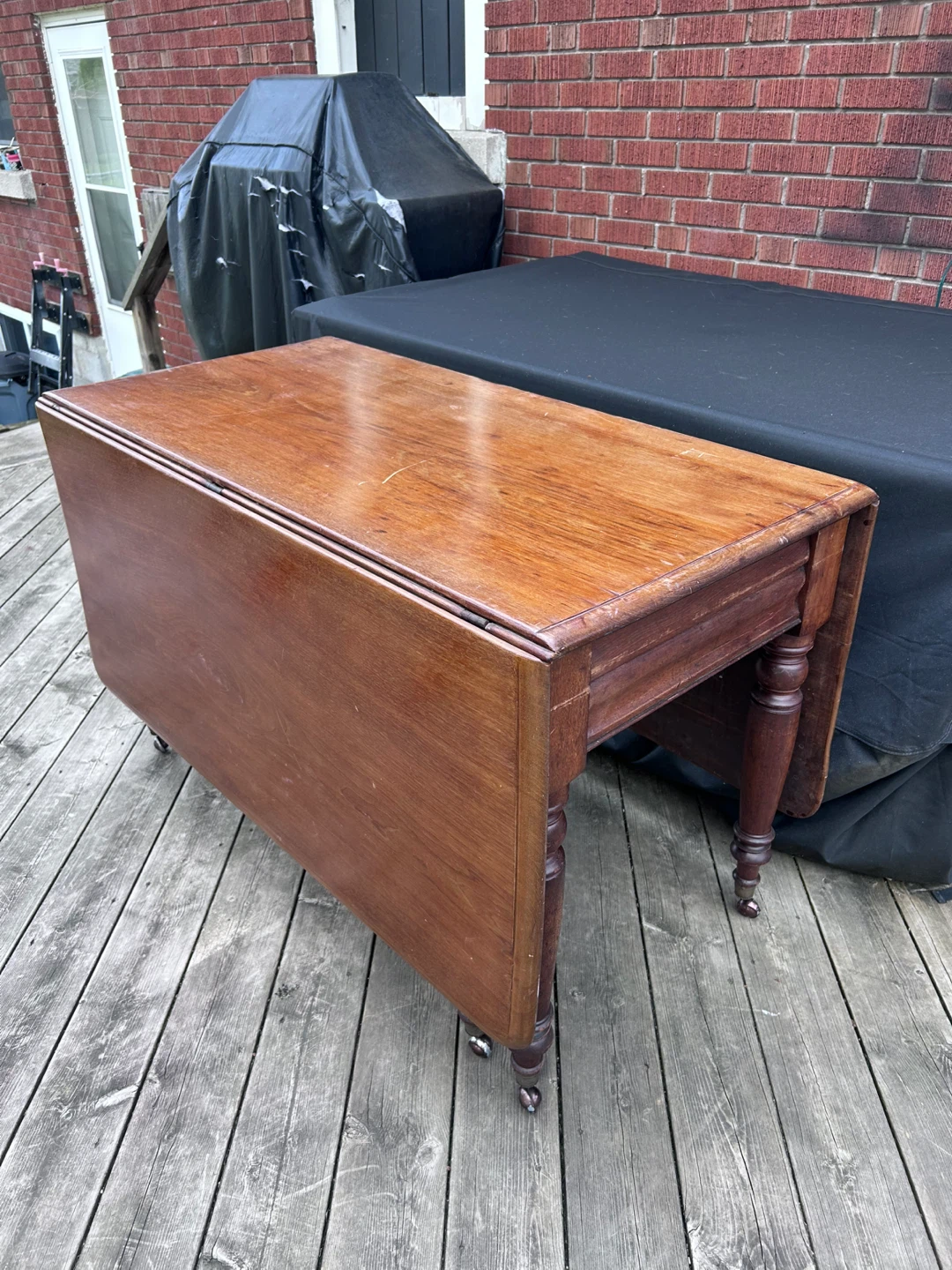 Drop-leaf Gateleg Dining Table