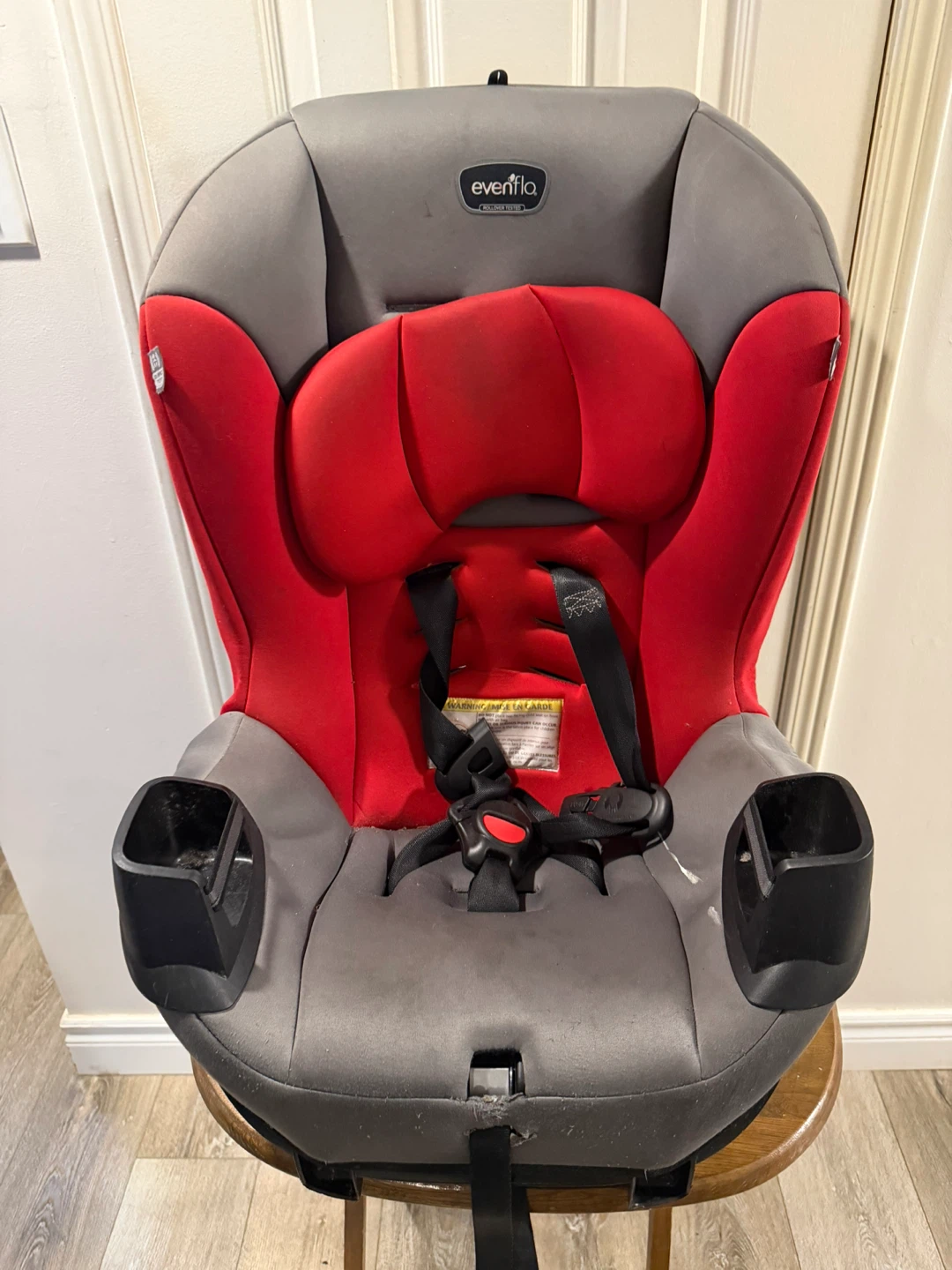 Evenflo Sonus Convertible Car Seat