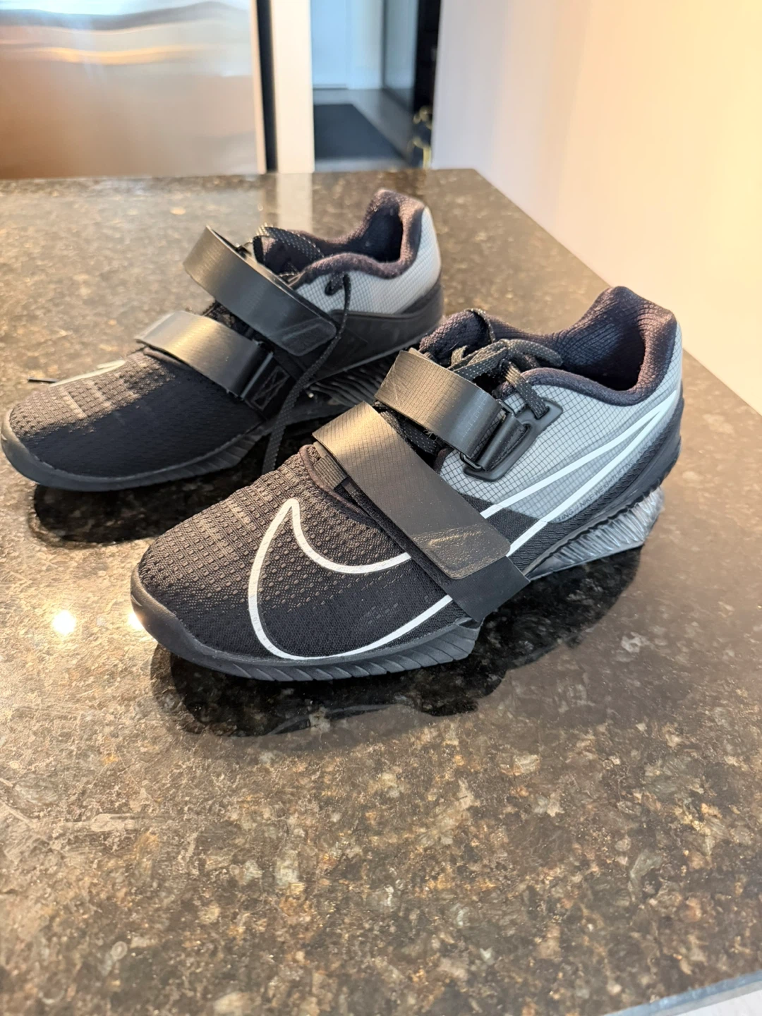 Nike Weightlifting Shoes - SIZE 9