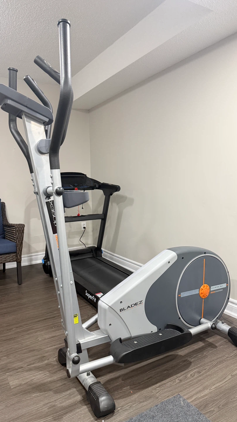 Bladez Cross Trainer Elliptical - photo 4