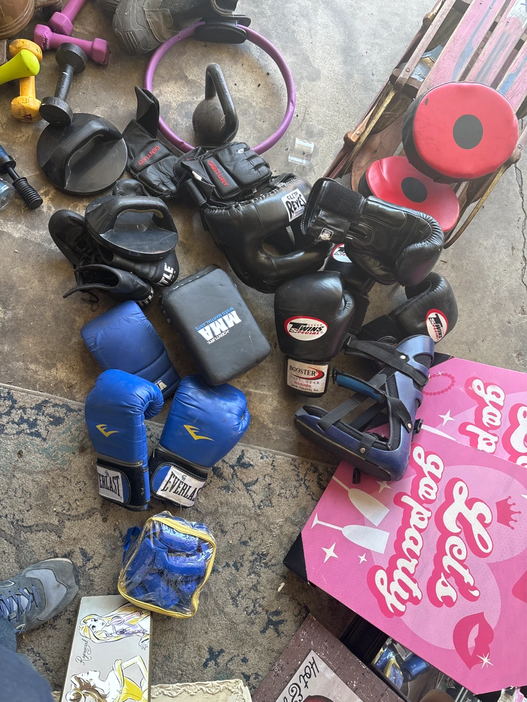 Boxing gear and mma gear as seen in pictures must take all