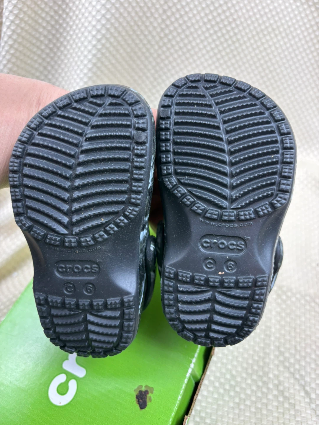 Crocs Kids Size C 6 Clog Shoes - photo 4