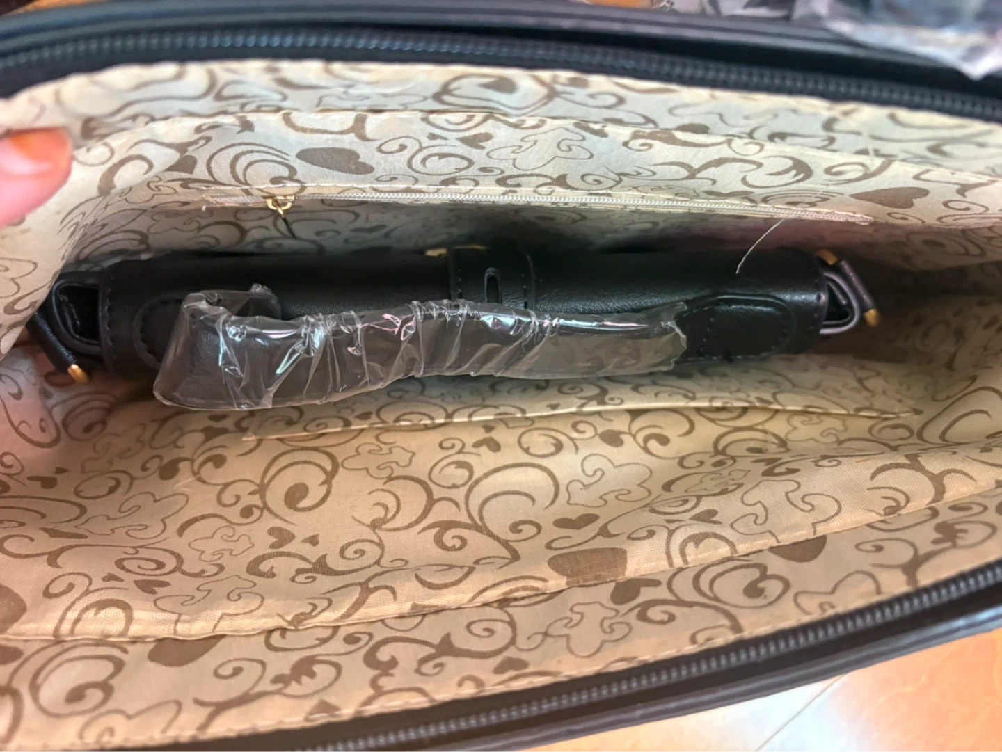 Sac fourre-tout noir avec petite pochette - photo 4