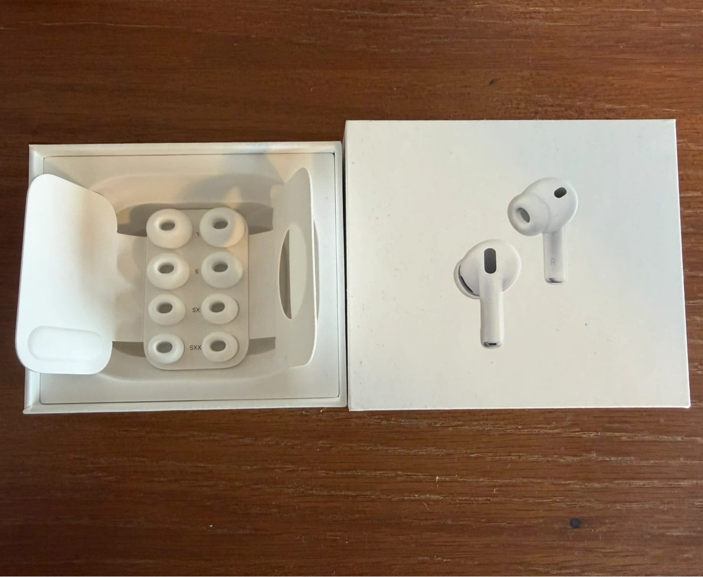 Apple AirPods Pro 3 - photo 2