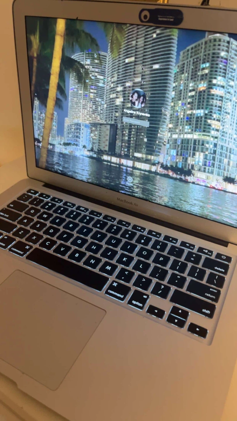 Apple MacBook Air