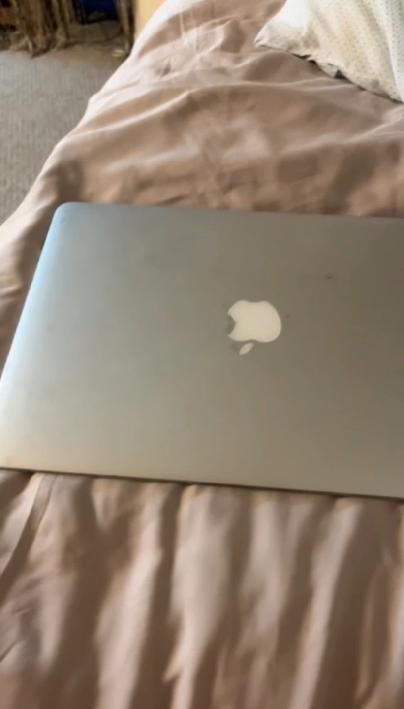 Apple MacBook Air - photo 3