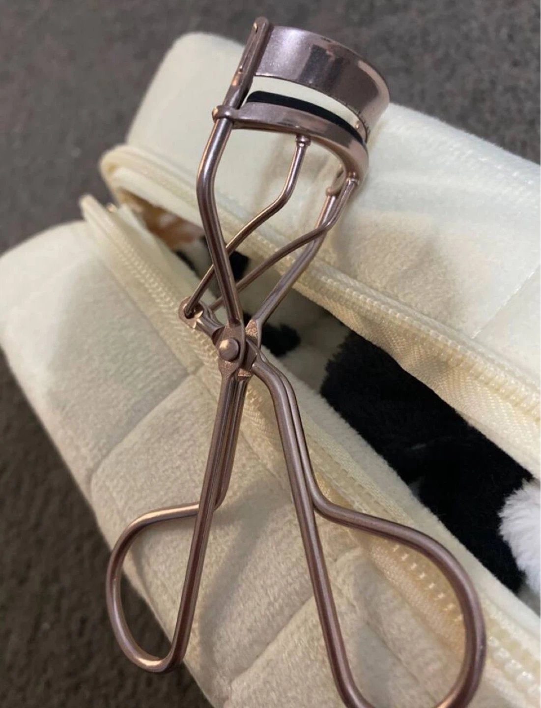 Portable eyelash curler rose pink - photo 4