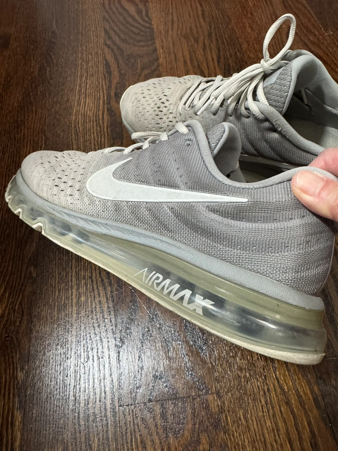 Nike Air Max Travel Shoes.Size 10.5 $98