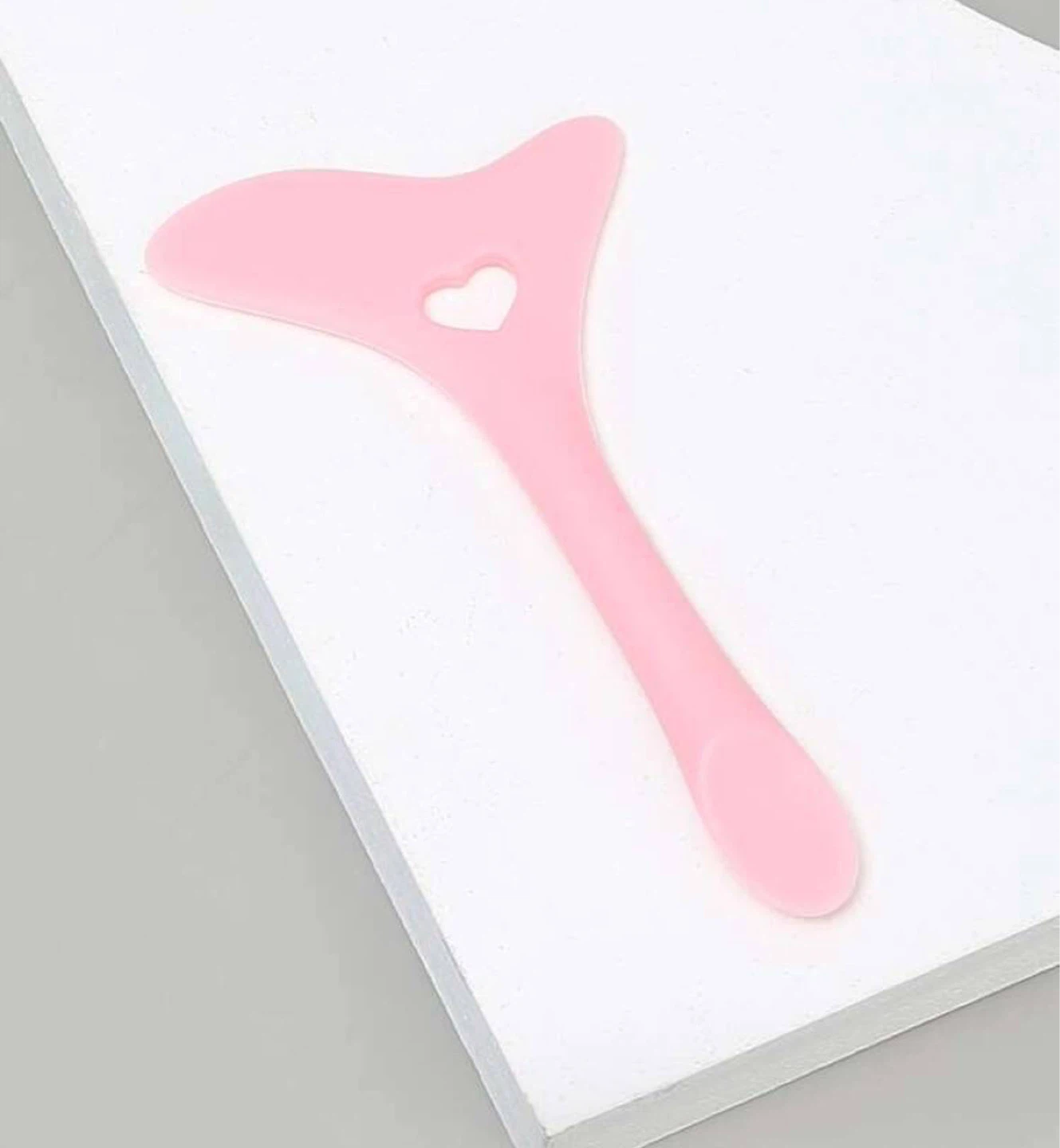 Pink multifunctional makeup eyeliner stencil , waterproof tool - photo 5