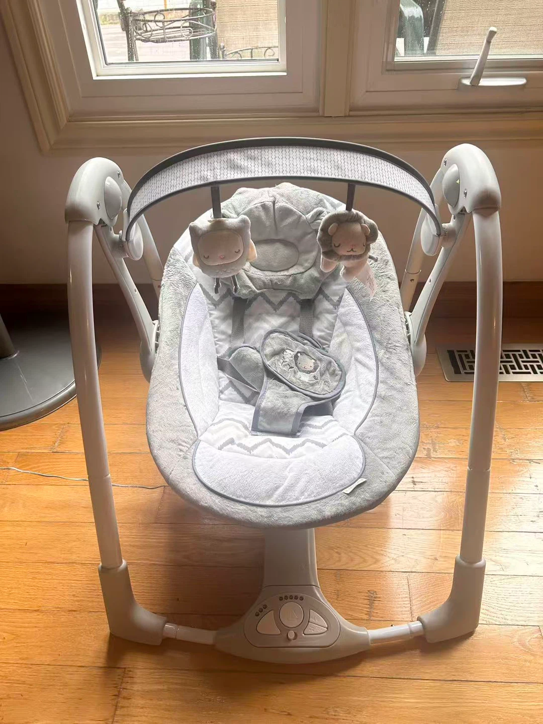 Ingenuity Baby auto Swing with music - photo 2