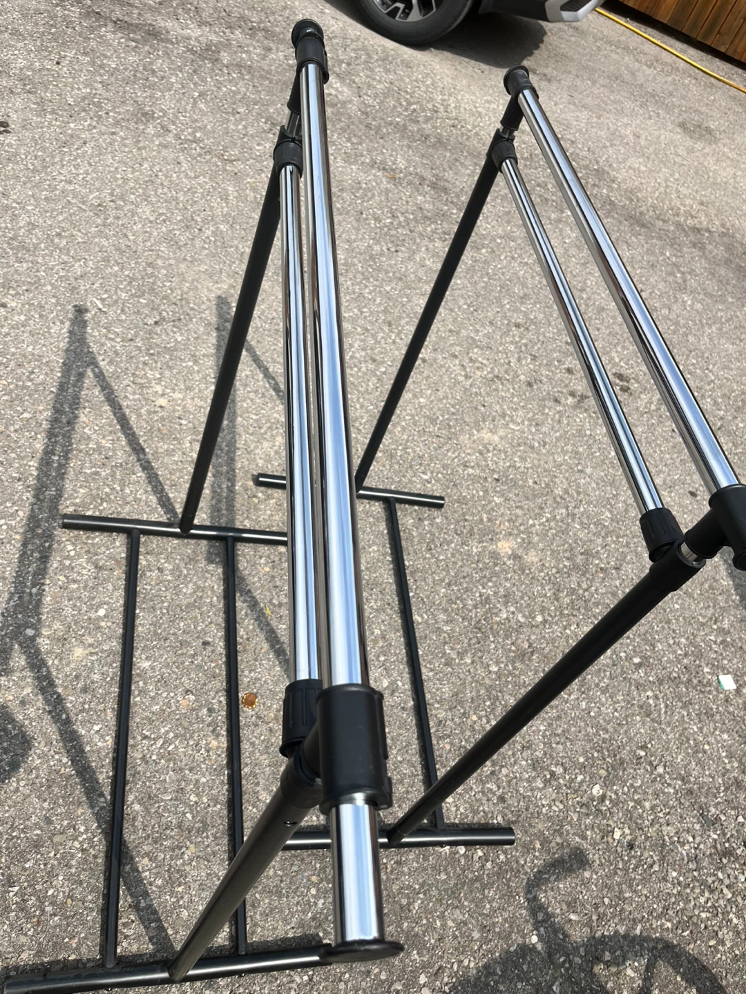 MOVING SALE ‼️ Two Tier Metal Clothing Rack - photo 5