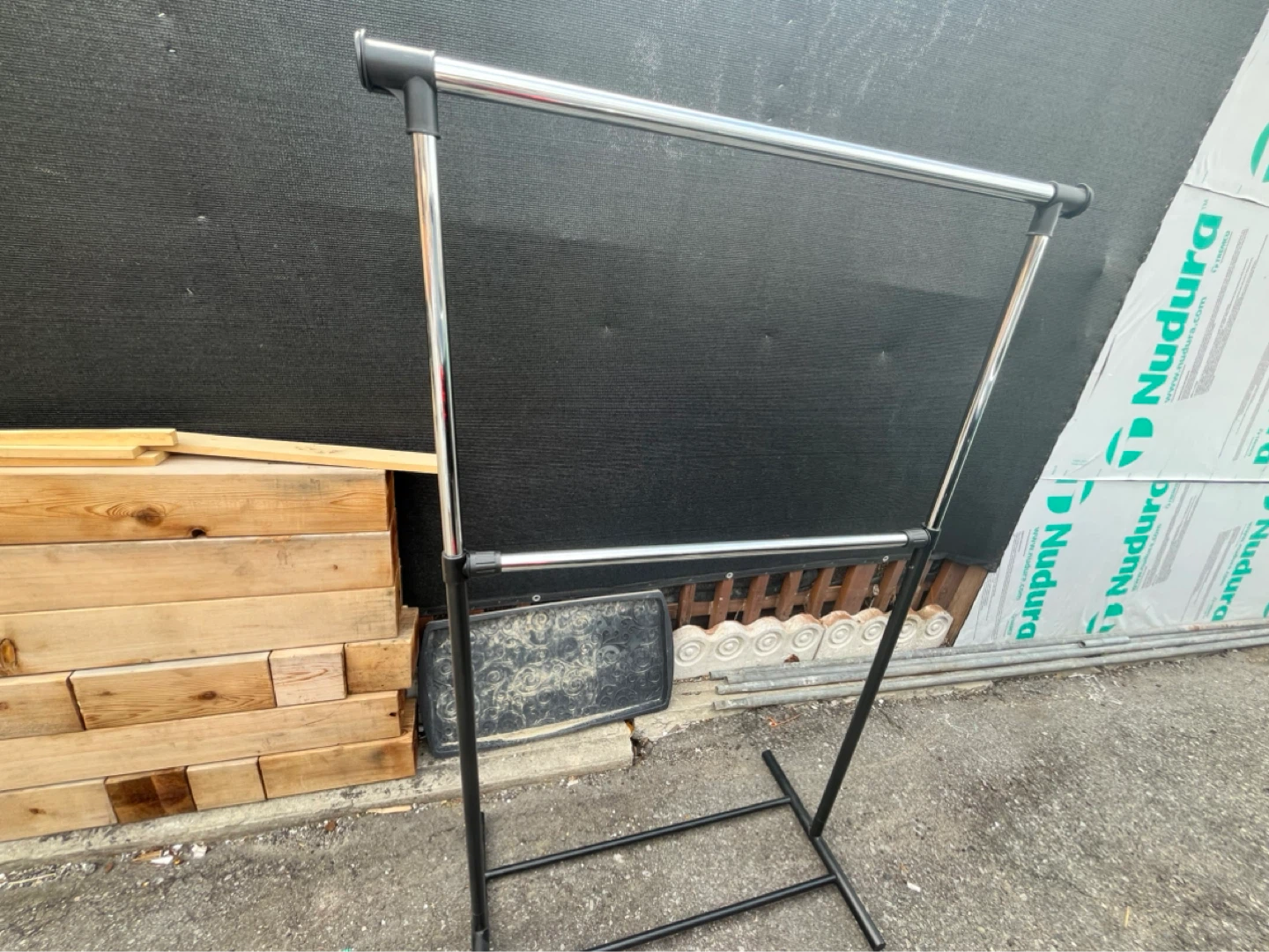 MOVING SALE ‼️ Two Tier Metal Clothing Rack