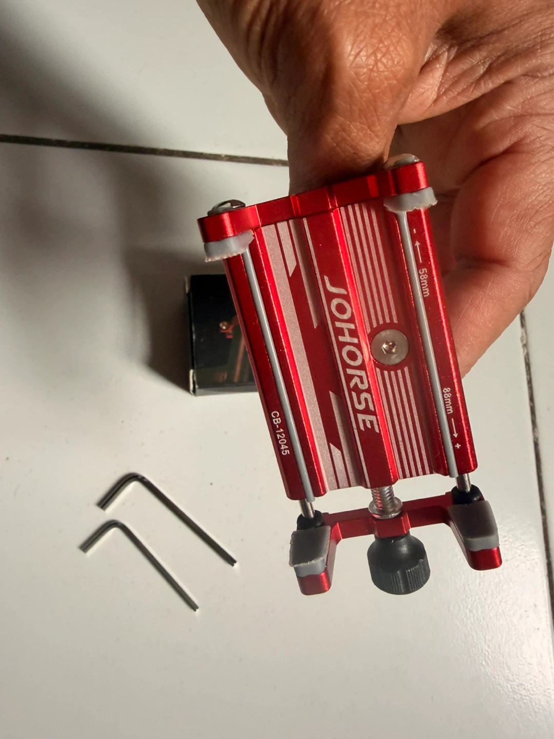 JOHORSE Red Aluminum Alloy Anti-vibration Phone Holder - photo 5