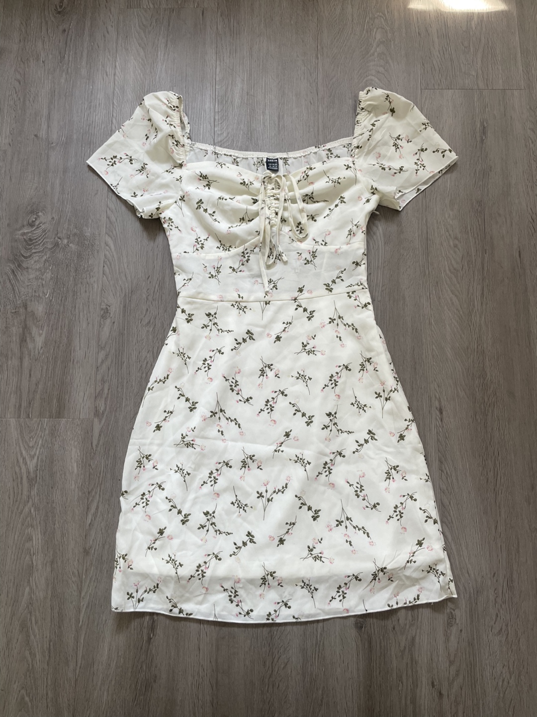 SHEIN Floral Puff Sleeve Tie Front Dress, size XS