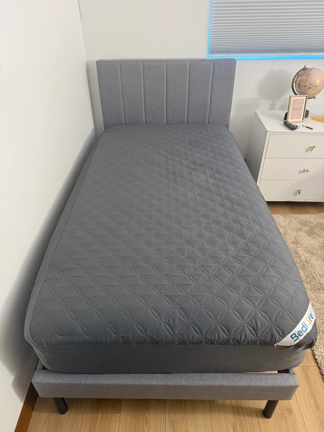 Twin Bed Set  (Frame + Mattress + Waterproof Protector) - photo 3