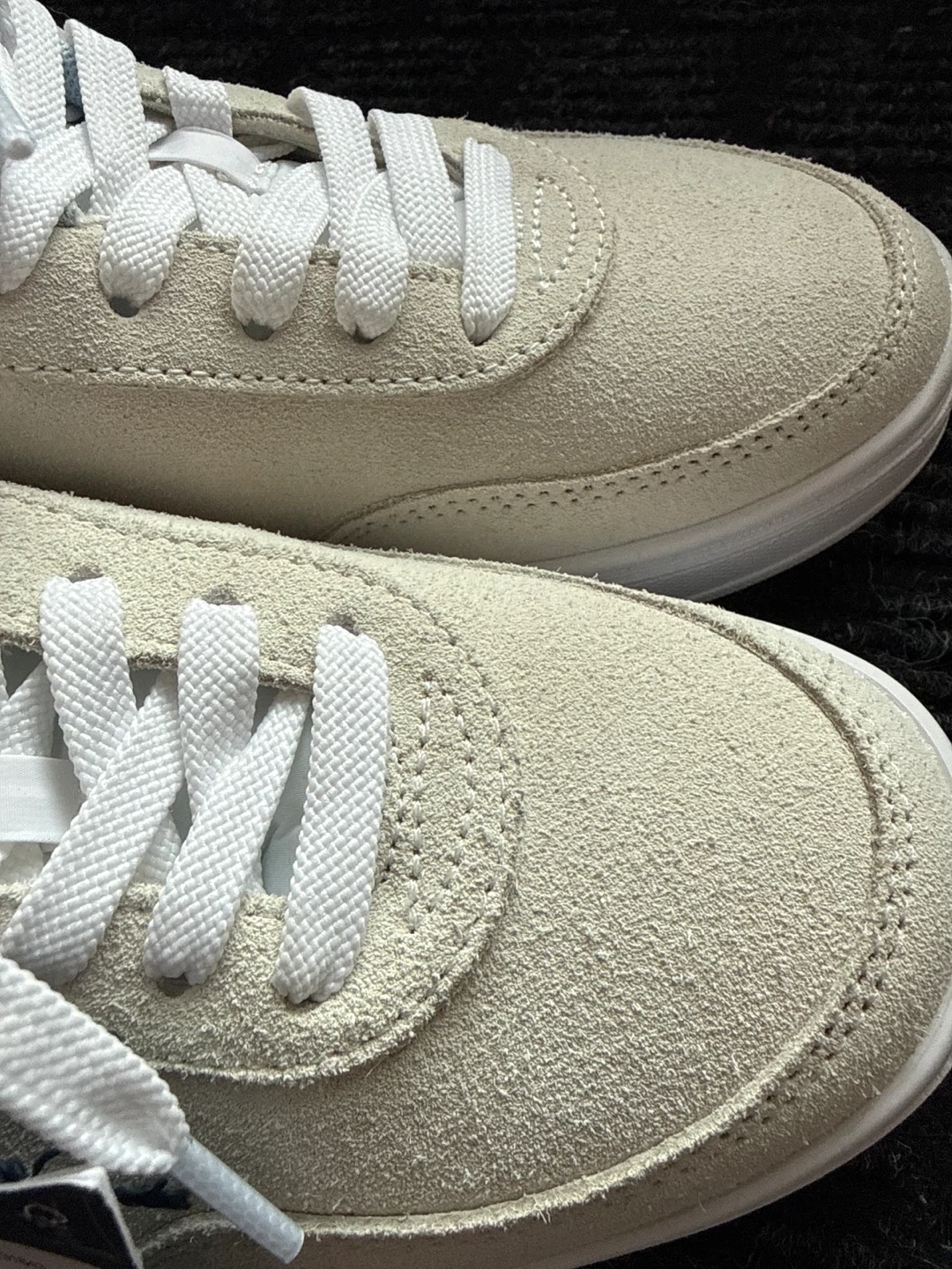 Tommy Hilfiger Suede Sneakers - Beige - Size 8.5 US - photo 3