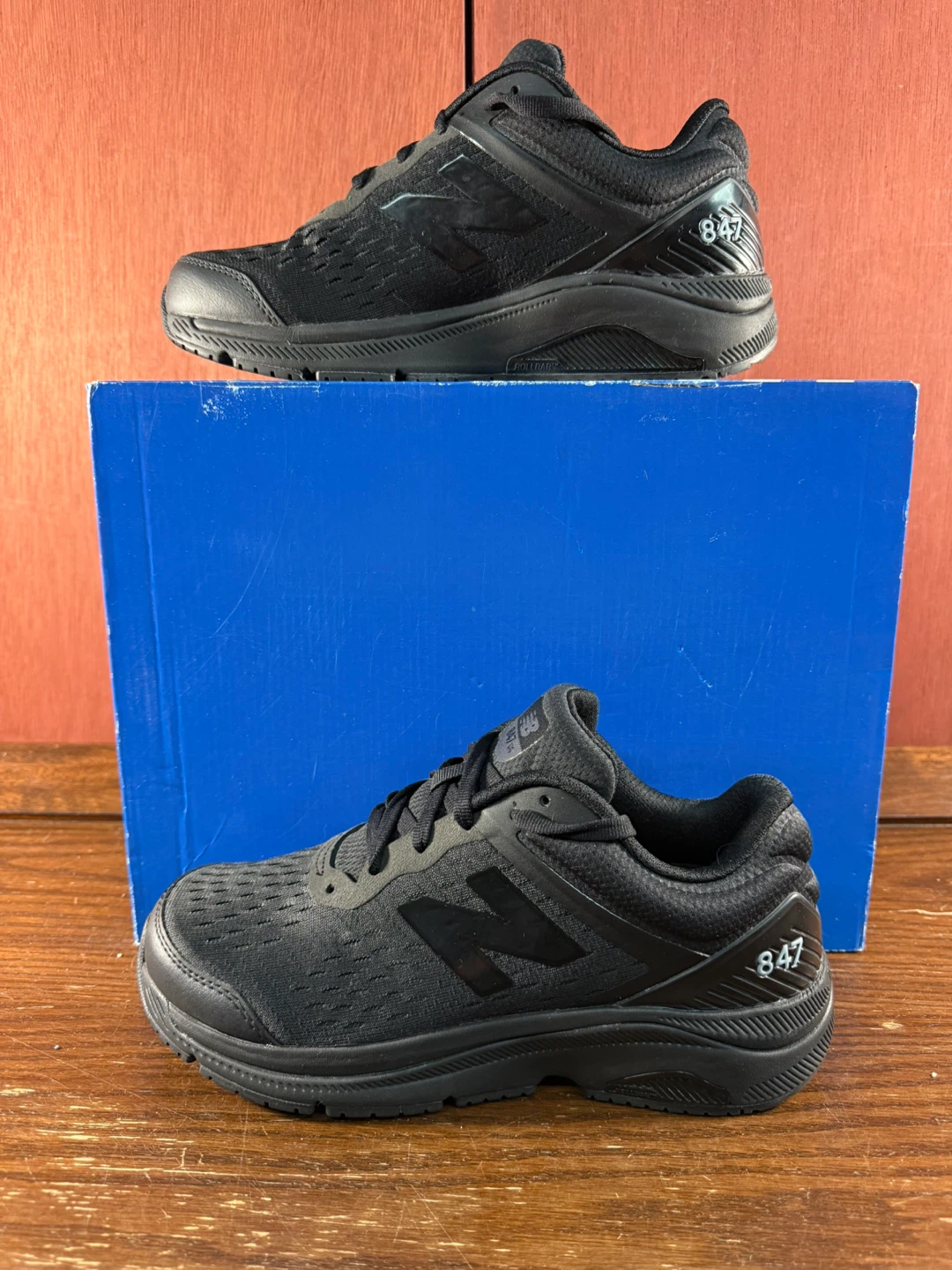 New Balance 847v4 Triple Black Women’s Casual Sneakers Sz US 7,5