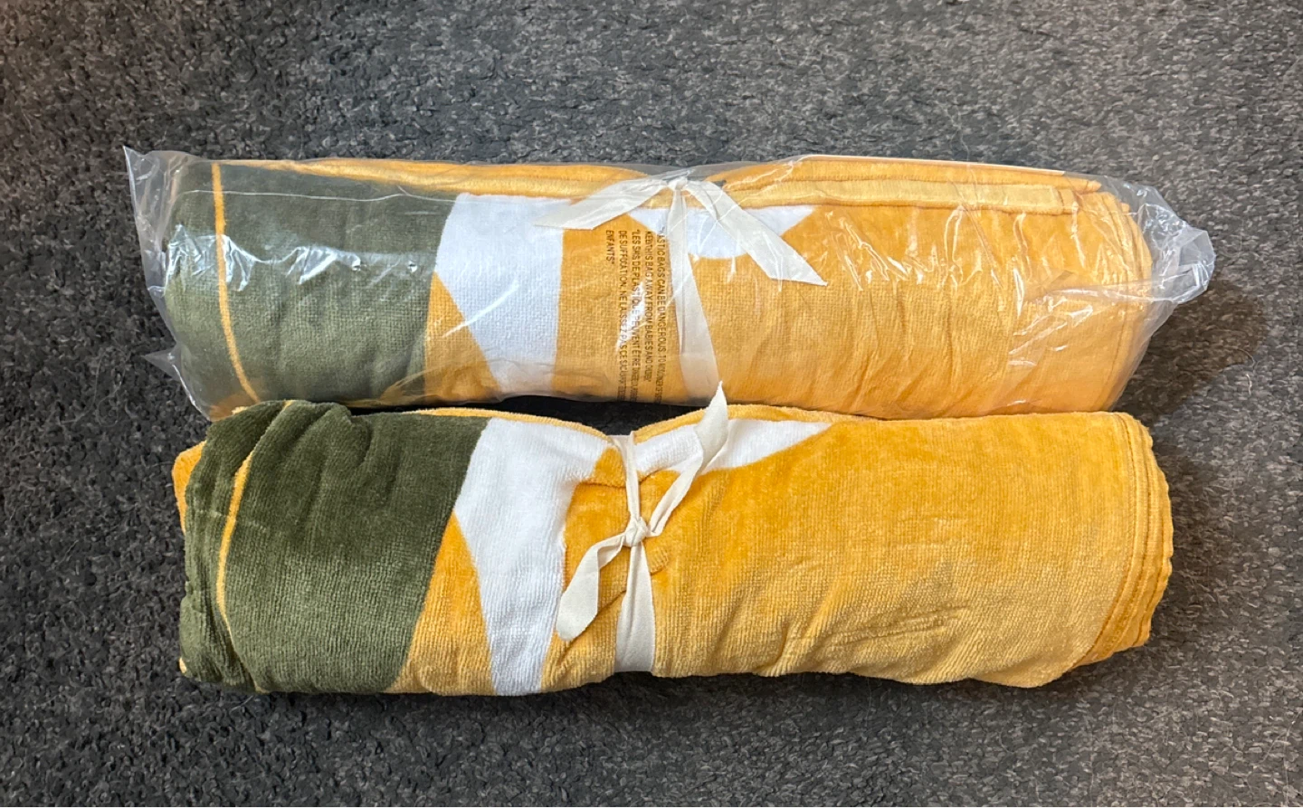 Rachael J OUI Yellow & Green Beach Towels - Set of 2 - photo 3