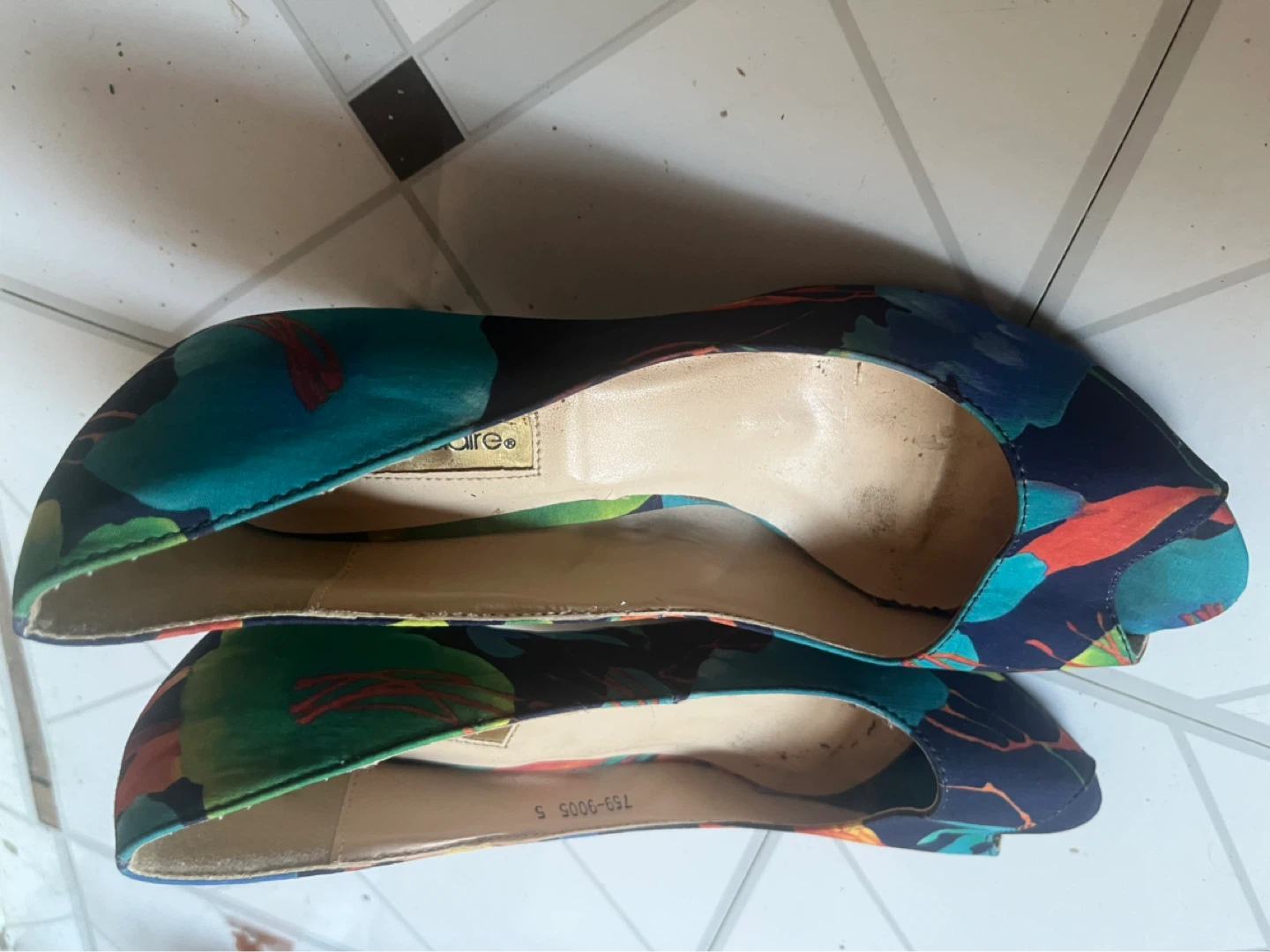 Marie Claire Women's Peep-Toe Heels Size 5