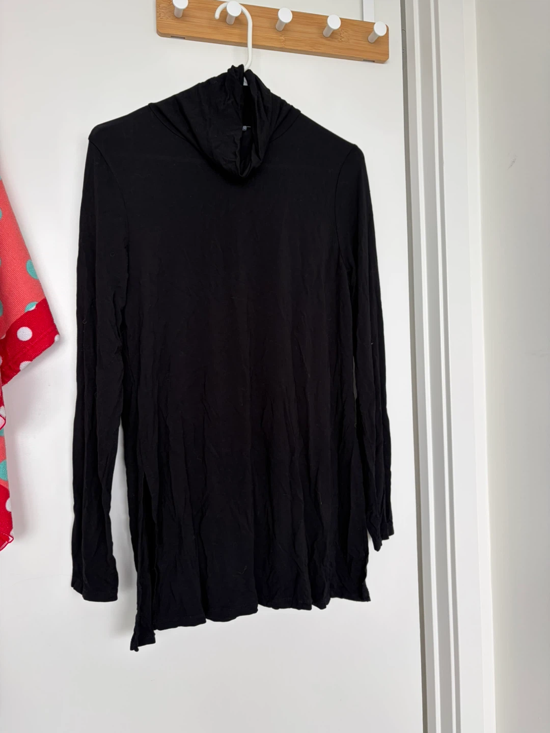 Black Long-Sleeve Turtleneck T-shirt