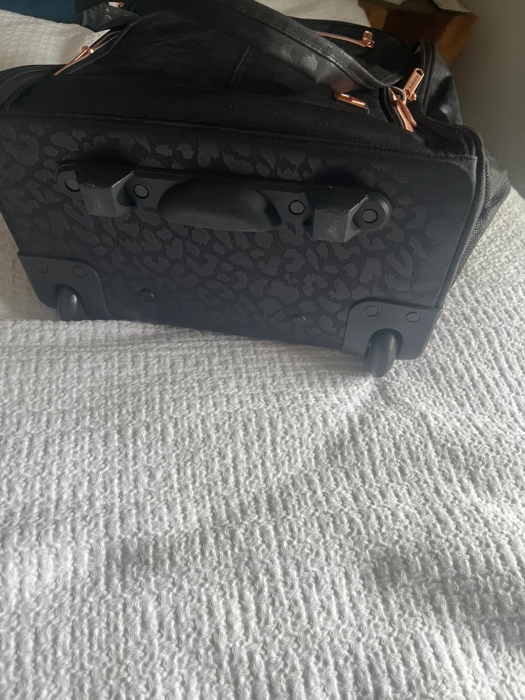 Tracker Black Leopard Print Rolling Backpack - photo 5