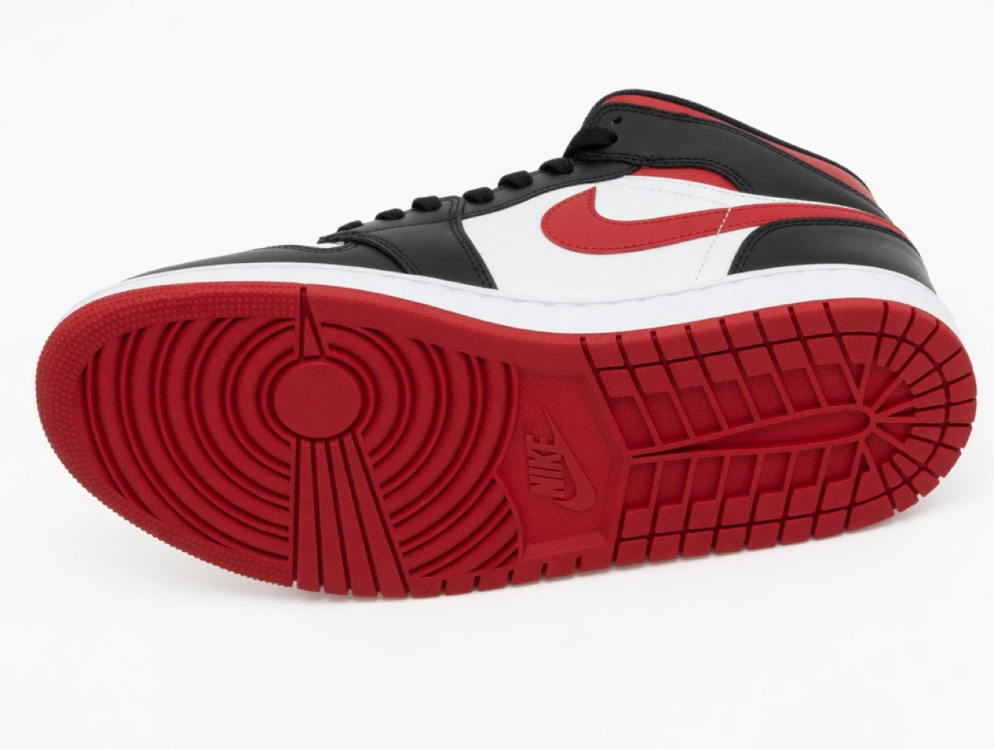Air Jordan 1 Mid SE 'Chicago Black Toe' Men's Shoes - photo 3