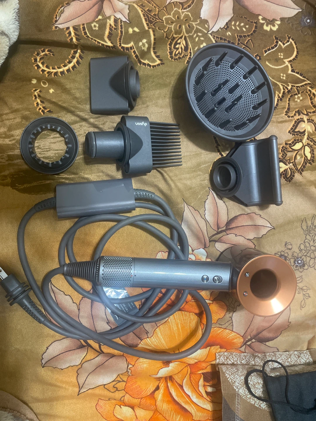 Dyson Supersonic Hair Dryer with Attachments