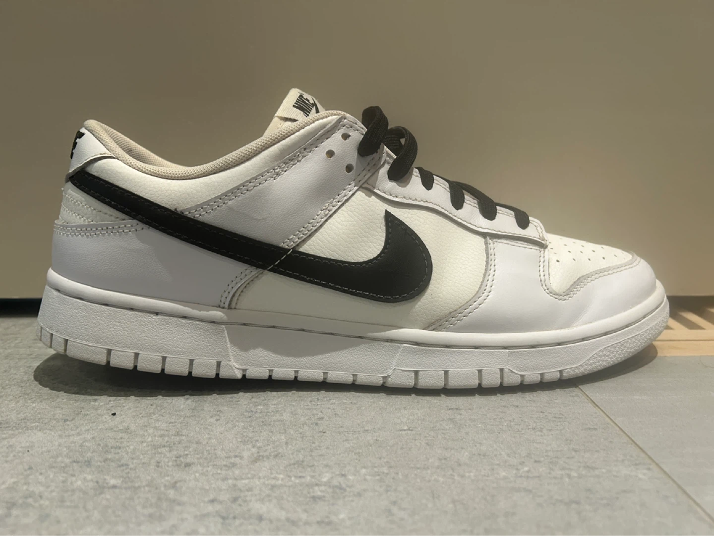 Nike Dunk Low White/Black Sneakers